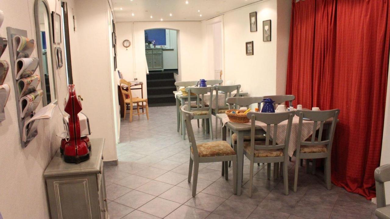 韦斯特兰 Kapitaenshaus-Lassen-Zimmer-Amistad酒店 外观 照片
